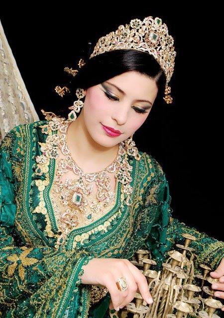 Parure marocaine caftan negafa
