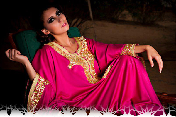 gandoura marocaine de tissu mousseline de soi