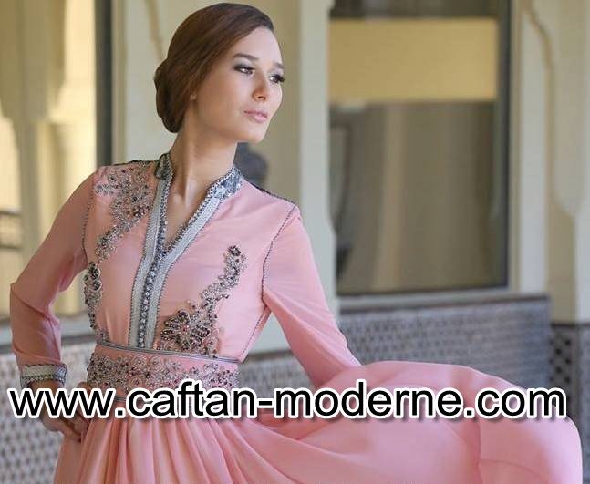 Caftan marocain en saumon